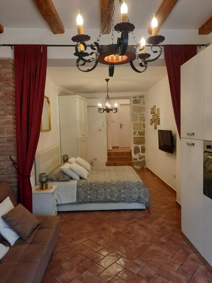 Old Town Rab Studio Apartment Rab Town Exterior photo